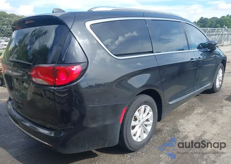 2019 Chrysler Pacifica Touring L z USA, uszkodzony, nr VIN 2C4RC1BG0KR616188